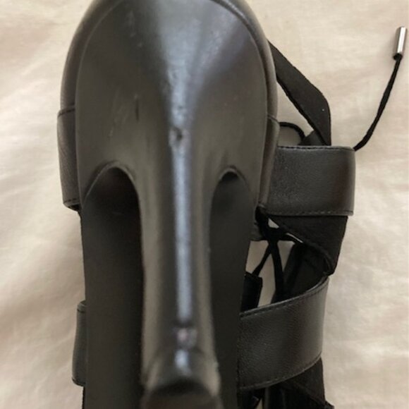 Nine West Artliff Black 4" Leather Heels with Zipper Back and Lace Up  Size 8.5 - Picture 7 of 8
